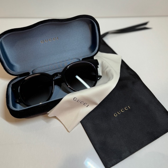 Gucci Black Sunglasses main image 4